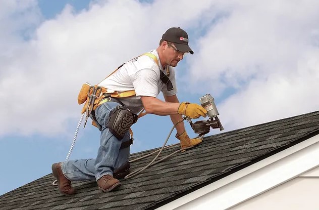 Why Choose Certified & Licensed Roofing Contractors